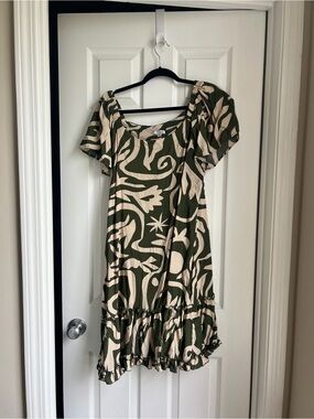 Robbie Bee Olive and Cream Abstract Mini Dress